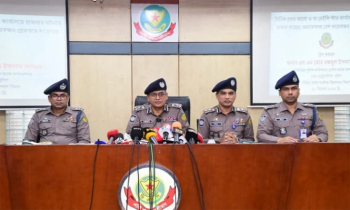 প্রথম আলো ও ডেইলি স্টার কার্যালয়ে হামলার ঘটনায় মামলা, গ্রেফতার ১৭