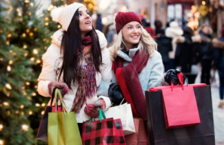 ইউরোপে শ্রম অধিকার: বড়দিনে কারা কাজ করছেন?