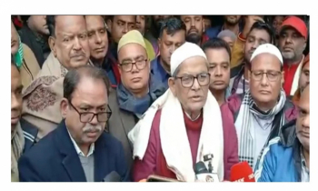 রিকশা করে ঠাকুরগাঁও ১ আসনে মনোনয়ন পত্র দাখিল করলেন বিএনপি মহাসচিব