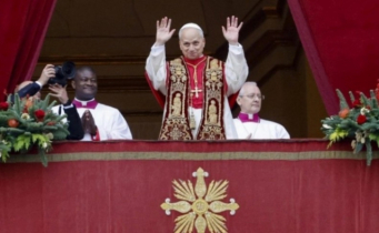 গাজায় দুর্ভোগের নিন্দা, ইউক্রেন যুদ্ধ বন্ধে সাহসিকতার আহ্বান পোপ লিও’র