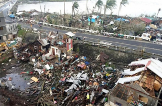 টাইফুন রাই-এর পর শেল-এর বিরুদ্ধে মামলা করলেন জীবিতরা