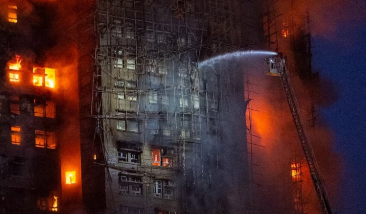 হংকং-এ অগ্নিকাণ্ডে অন্তত ৯৪ জনের মৃত্যু, নিখোঁজ শত শত