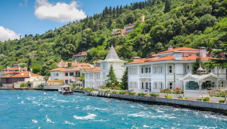 ওয়ান্ডারলাস্ট অ্যাওয়ার্ডস: ইস্তাম্বুল ২০২৫ ইউরোপের সেরা শহর