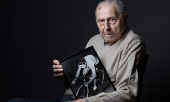 অলিম্পিক মশালবাহক, স্বর্ণপদক জয়ী চার্লস ১০১ বছর বয়সে প্রয়াত