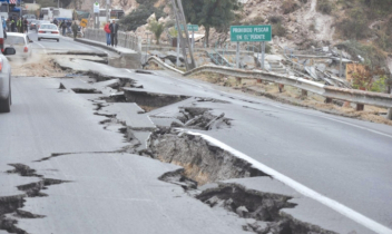 ভূমিকম্পে বিপর্যয় ঠেকাতে জরুরি পদক্ষেপের আহ্বান বিশেষজ্ঞদের