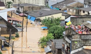 থাইল্যান্ড, ইন্দোনেশিয়ায় বন্যায় মৃতের সংখ্যা ৩৭০ ছাড়িয়েছে