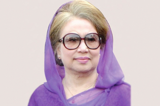 বেগম খালেদা জিয়ার শারীরিক অবস্থা স্থিতিশীল : এজেডএম জাহিদ