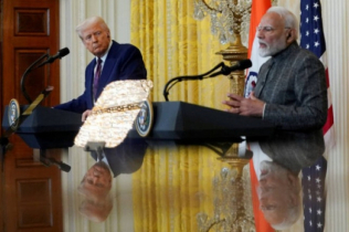 রুশ তেল নিয়ে ট্রাম্প-মোদি কথোপকথন সম্পর্কে ভারত ‘অনবহিত’