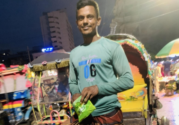 ক্রমেই কমে যাচ্ছে প্যাডেল চালিত রিক্সা