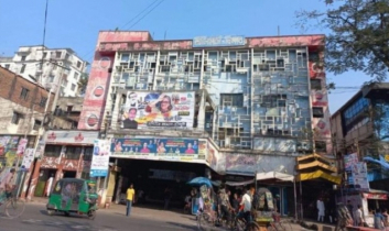 আলমাস সিনেমা হলের স্থানে হচ্ছে ১০ তলা ইনডোর স্টেডিয়াম