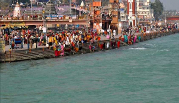 বৃন্দাবনের কাছে পর্যটকবাহী নৌকা উল্টে অন্তত ১০ জনের মৃত্যু
