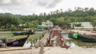 সচল করা হলো টেকনাফ স্থলবন্দর