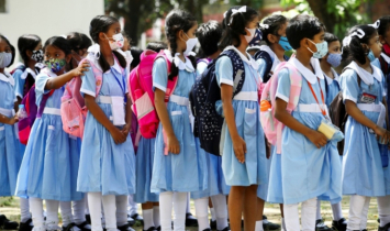 প্রাথমিক বিদ্যালয়ের শিক্ষার্থীদের বিনামূল্যে ইউনিফর্ম দেবে সরকার