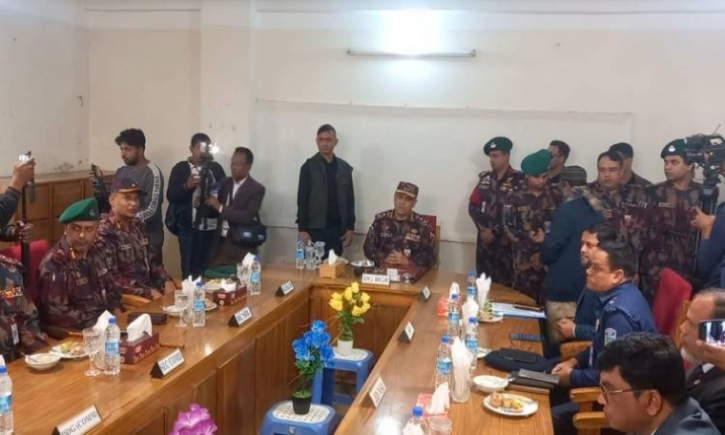 ভোটের সুষ্ঠু পরিবেশ নিশ্চিত করতে পেশাদারিত্বের সঙ্গে কাজ করতে হবে