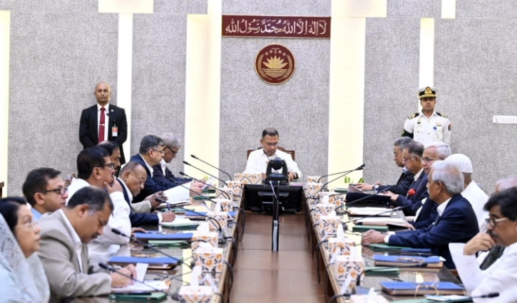 ১২ লাখ কৃষকের ১০ হাজার টাকা পর্যন্ত ঋণ সুদসহ মওকুফের সিদ্ধান্ত