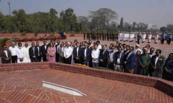 জাতীয় স্মৃতিসৌধে প্রধানমন্ত্রীর শ্রদ্ধা নিবেদন