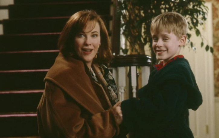 হোম এলোনে মায়ের ভূমিকায় অভিনয় করা ক্যাথরিন ও‘হারা আর নেই