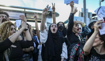 ইসরায়েল ও মার্কিন ঘাঁটি ’বৈধ লক্ষ্যবস্তু’ বলে হুঁশিয়ারি তেহরানের