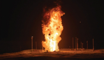 ‘ডুমসডে’ পারমাণবিক ক্ষেপণাস্ত্র পরীক্ষা করল যুক্তরাষ্ট্র