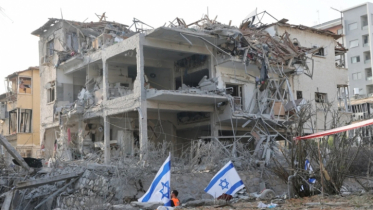 এখনো ইসরায়েলের অভ্যন্তরে হামলার সক্ষমতা যেভাবে জানান দিল ইরান