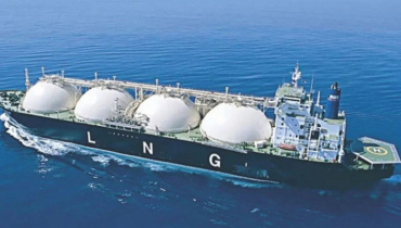 পত্রিকা: ’রেশনিং করে জ্বালানি সংকট মোকাবেলার লক্ষ্য সরকারের’