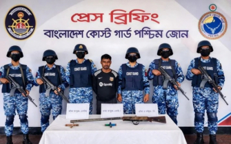 সুন্দরবনে অস্ত্র ও গোলাবারুদসহ সুমন বাহিনীর সক্রিয় সদস্য আটক