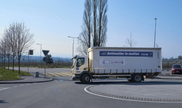 সার্ন অ্যান্টিম্যাটার পরিবহনে জটিল পরীক্ষা চালিয়েছে